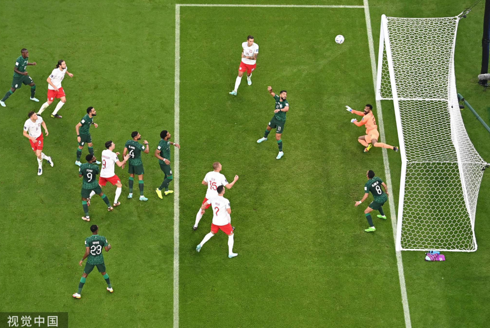 尤文轻取乌克兰，莱万扛起全队的简单介绍