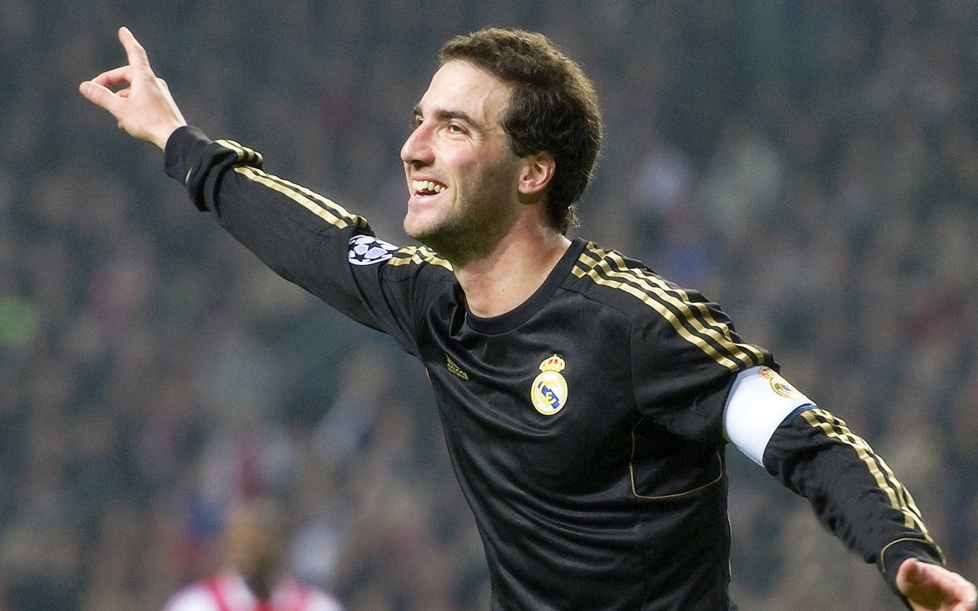 莱奥单骑破局，国际米兰第三节闪电战击穿摩洛哥防线