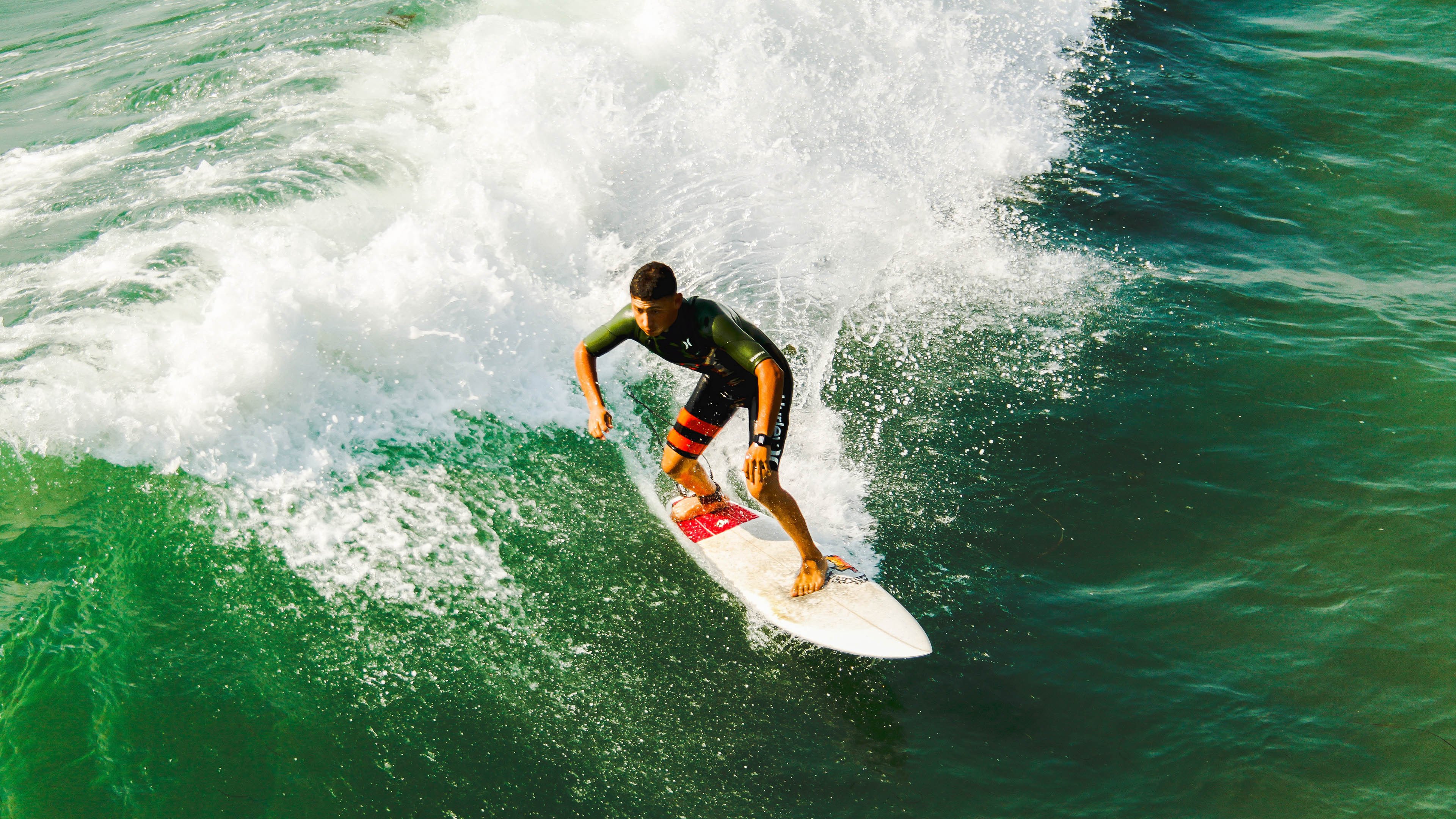 当亚平宁的洪流席卷北欧，奥亚尔萨瓦尔在佛罗伦萨之夜的绝对统治