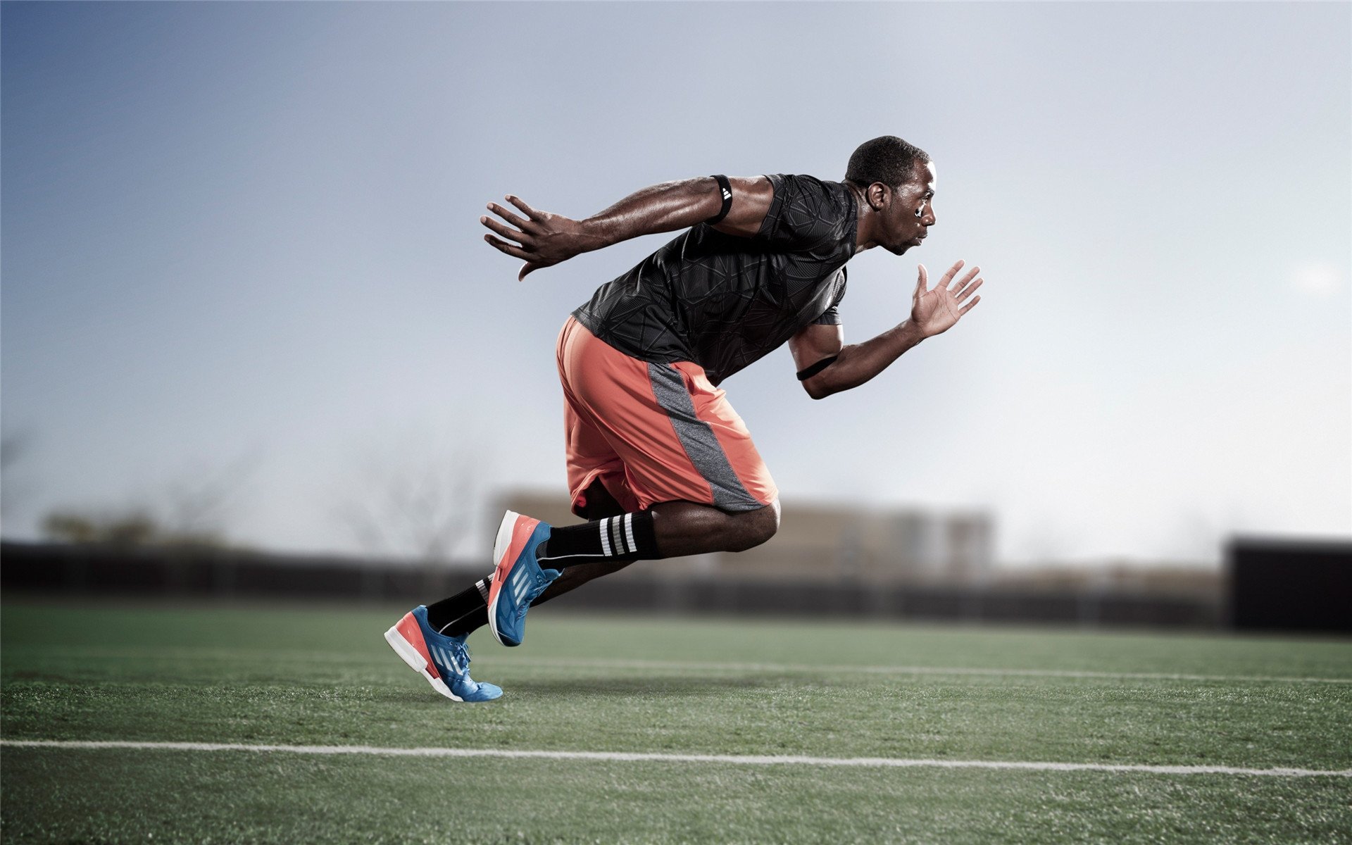 绝境铸就英雄，拉文压哨一击，广厦队逆袭骑士队