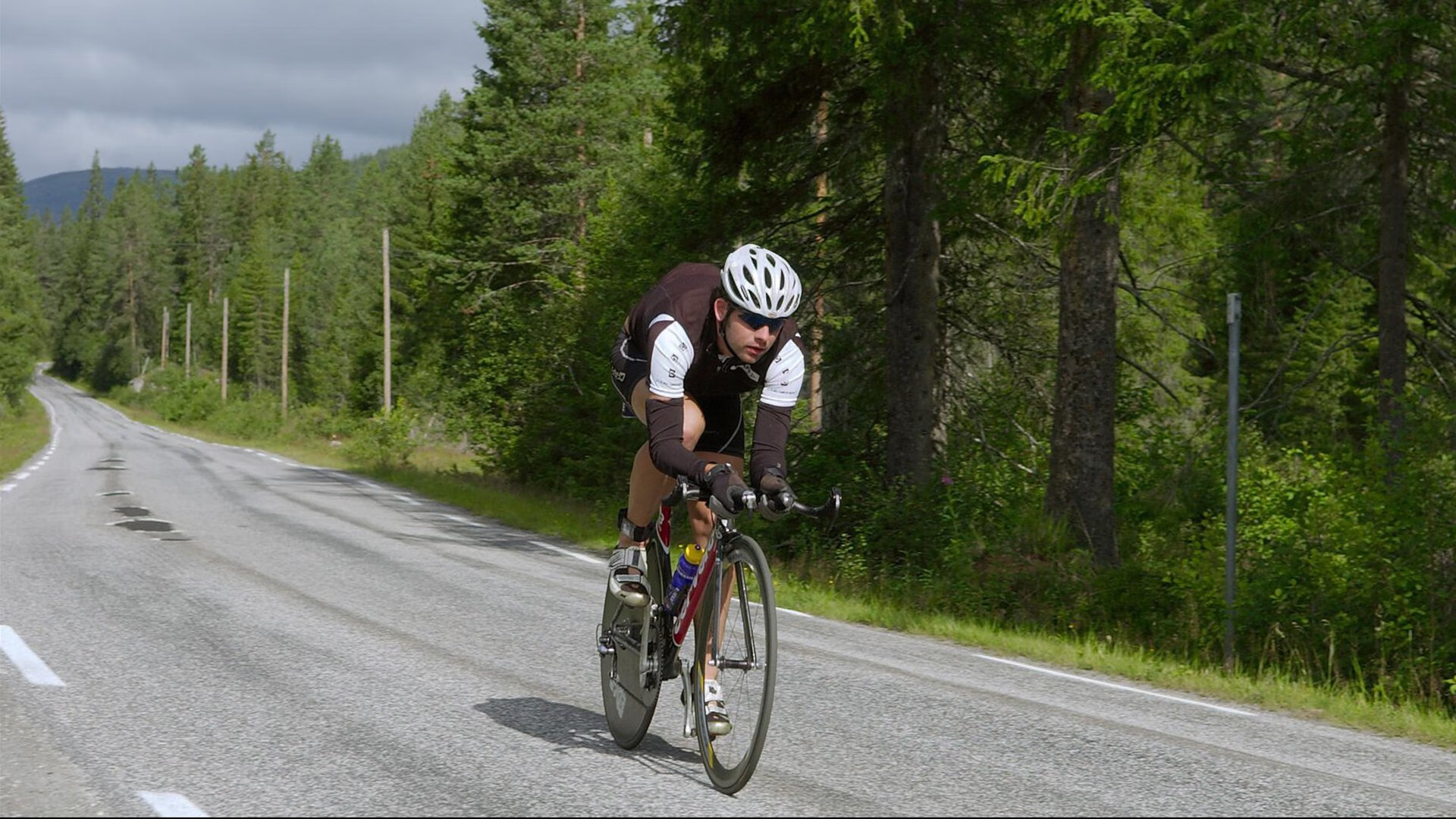 绿茵场与硬木地板的交响，当西甲德比遇见马刺旋风
